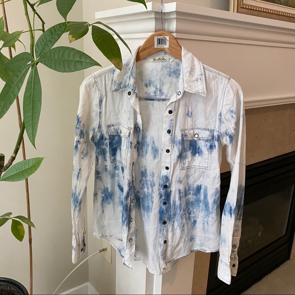 VANILLA STAR Blue Acid Wash fitted Button Up Shirt